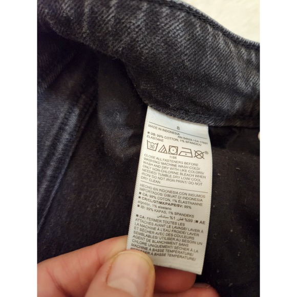 Old Navy Women's Black Stretch Solid High Rise Raw Hem Straight Leg Jeans Size 8 - Picture 4 of 7